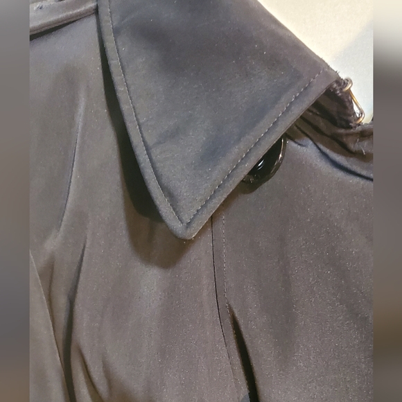 Calvin Klein Classic Black Double-Breasted Trench Coat - Picture 2 of 15